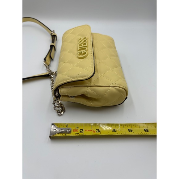 GUESS Quilted Crossbody Bag‎ Yellow Shoulder Handbag Chain Strap Purse - Picture 10 of 13